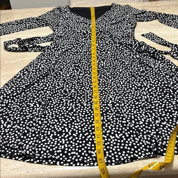 NWOT WHBM black with white polkadot dress with sash belt, Excellent Condition. - Picture 8 of 10